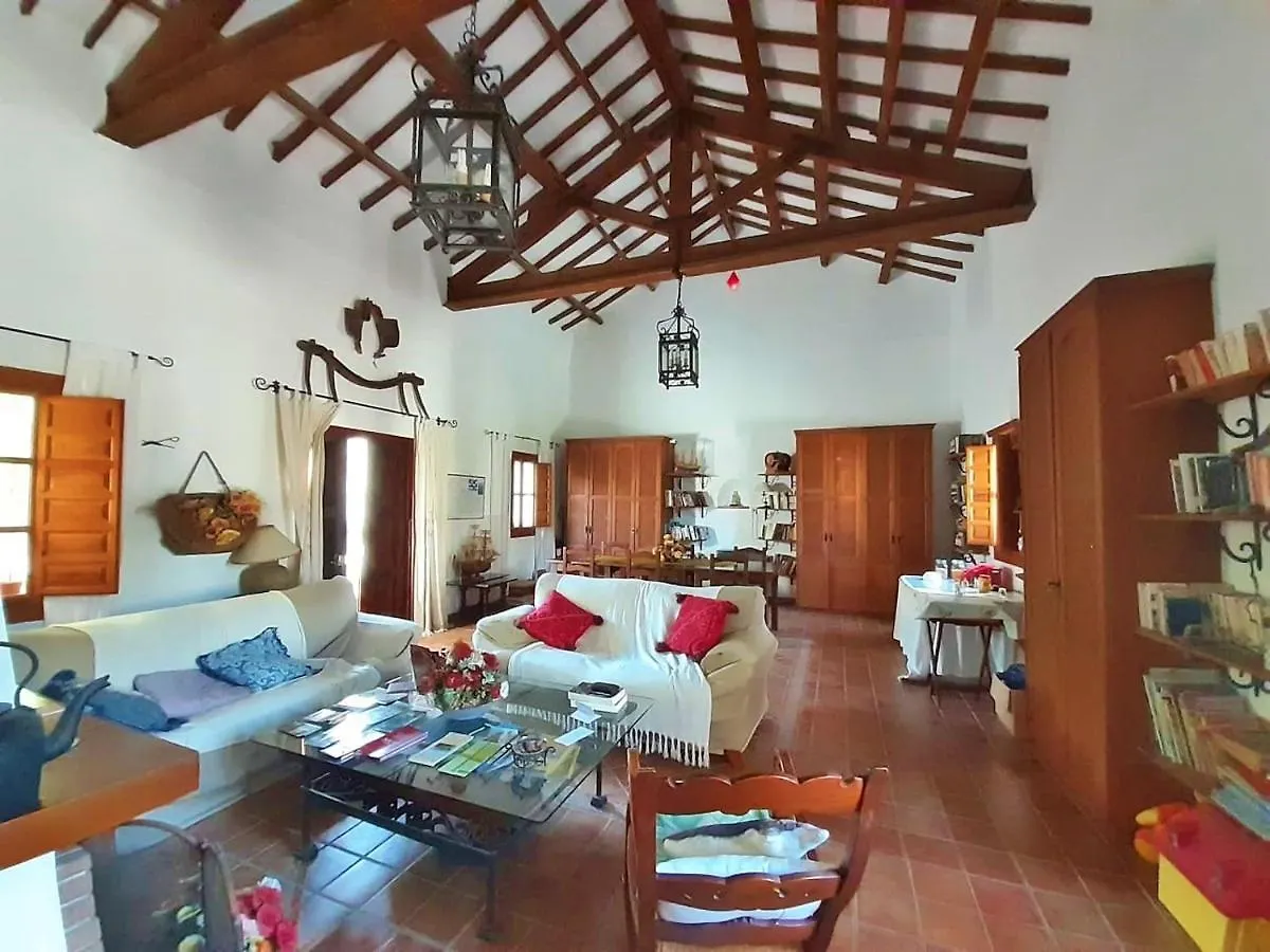 Escuela La Crujia Bed & Breakfast Velez Malaga