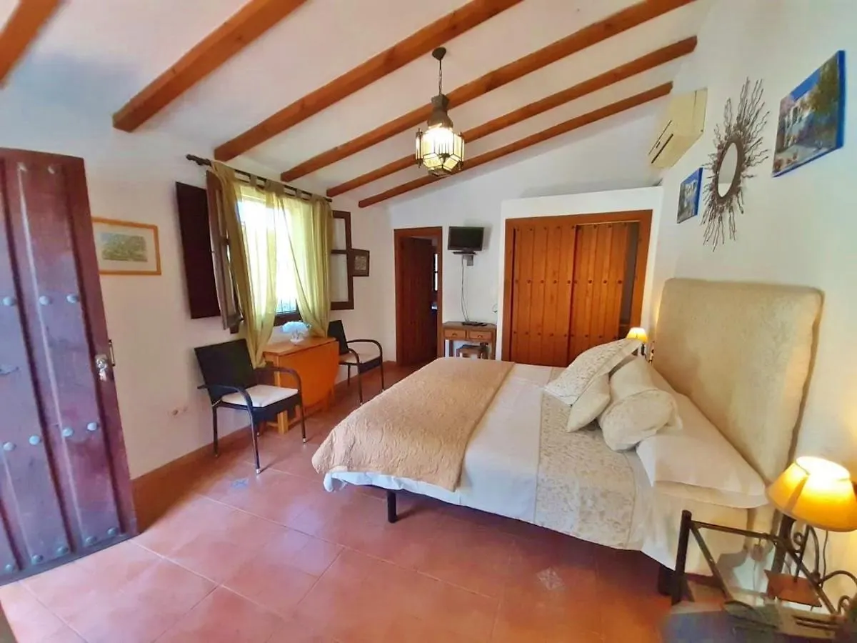 Escuela La Crujia Bed & Breakfast Velez Malaga 0*,
