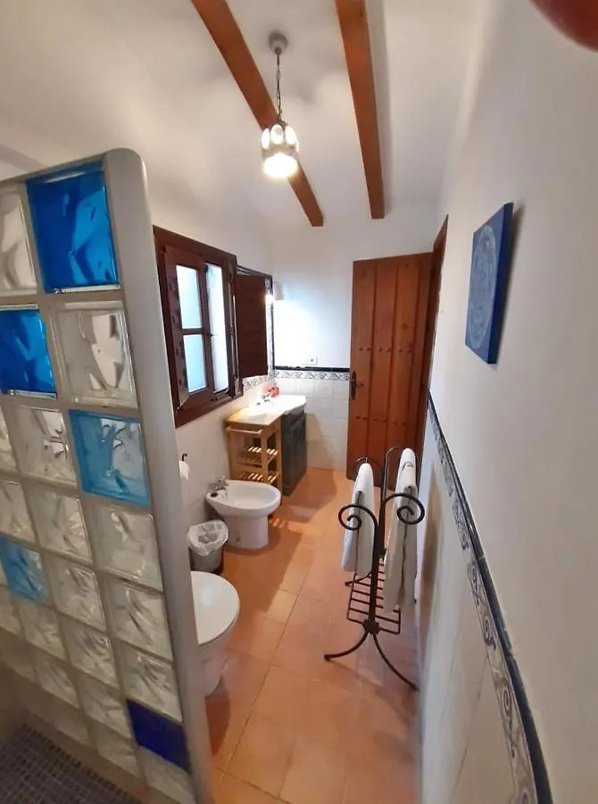 Escuela La Crujia Bed & Breakfast Velez Malaga